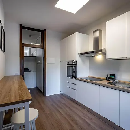 Yd Morgagni Charme Apartment Florenz