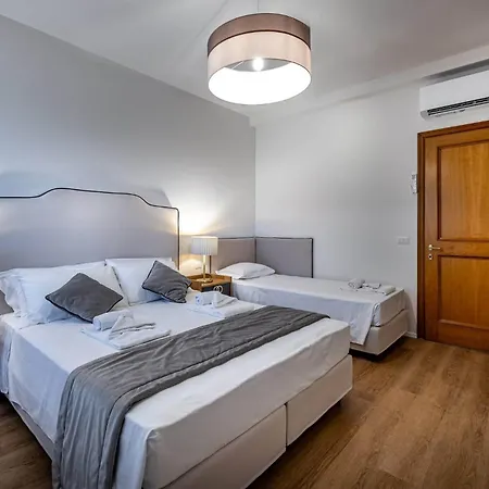 Yd Morgagni Charme Apartmán