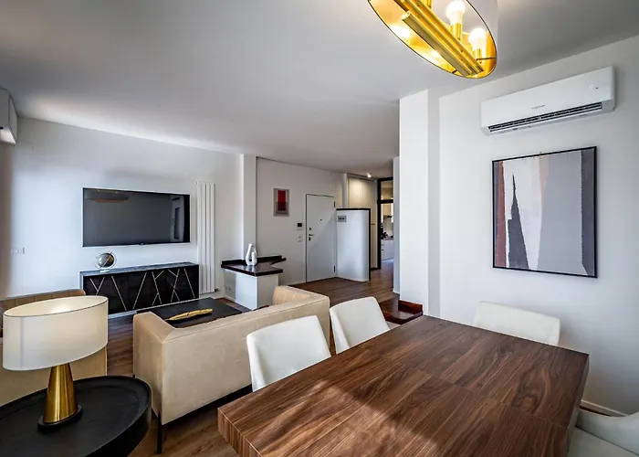 Yd Morgagni Charme * Florenz