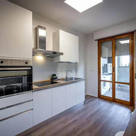 Yd Morgagni Charme Florence