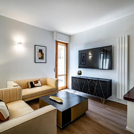 Yd Morgagni Charme Apartment
