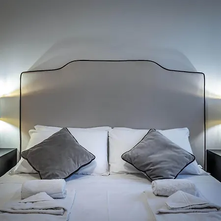 Apartment Yd Morgagni Charme *