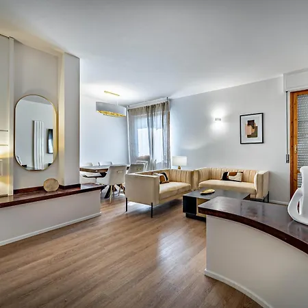 Yd Morgagni Charme Florence