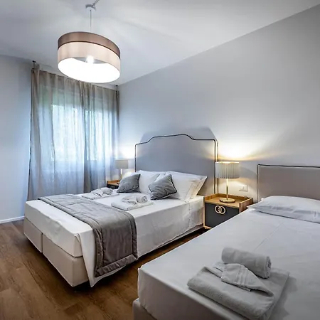 Yd Morgagni Charme * Florence